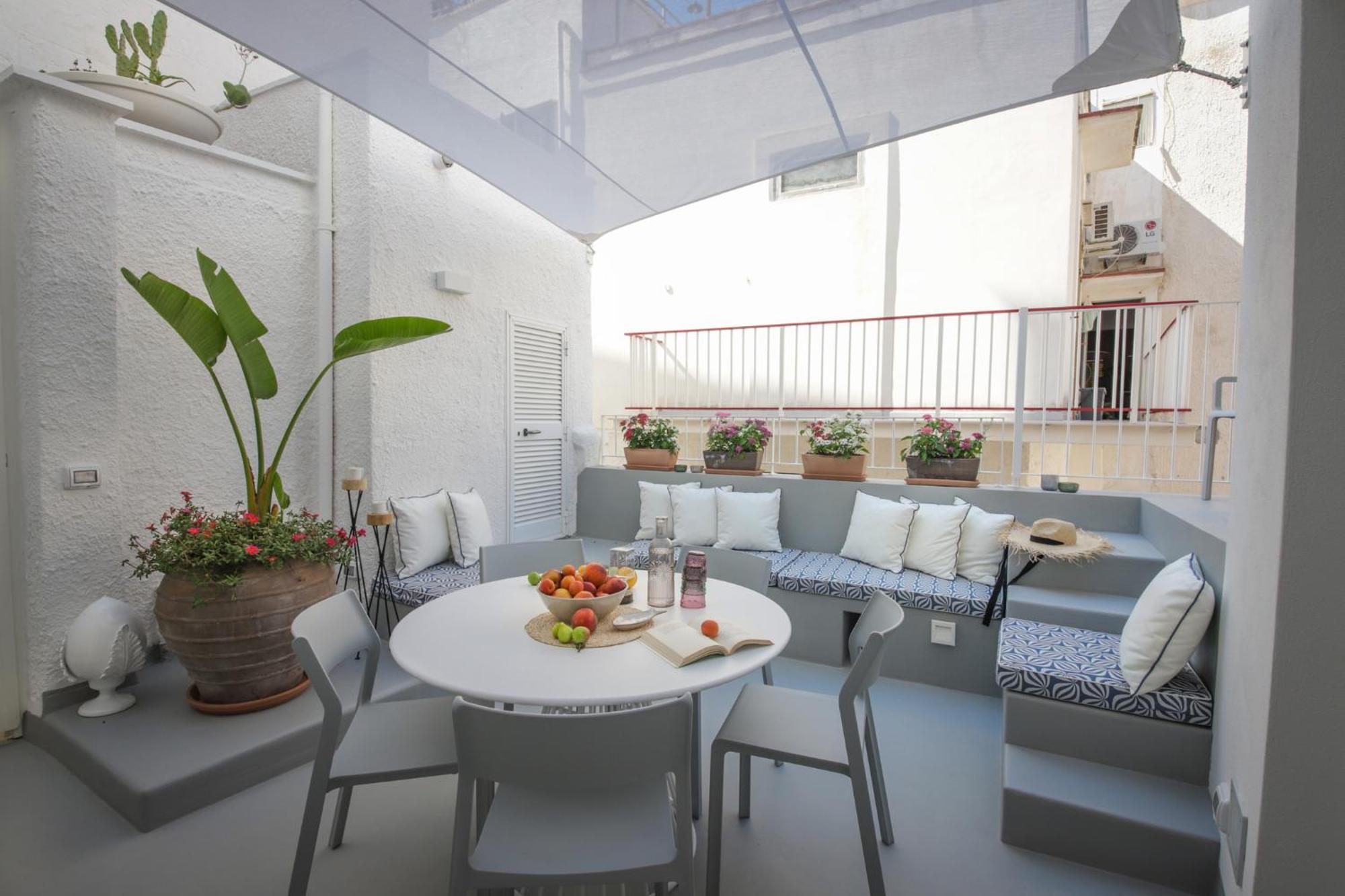 Td Casa Marea Seaside View In Prime Location Villa Monopoli Exterior photo